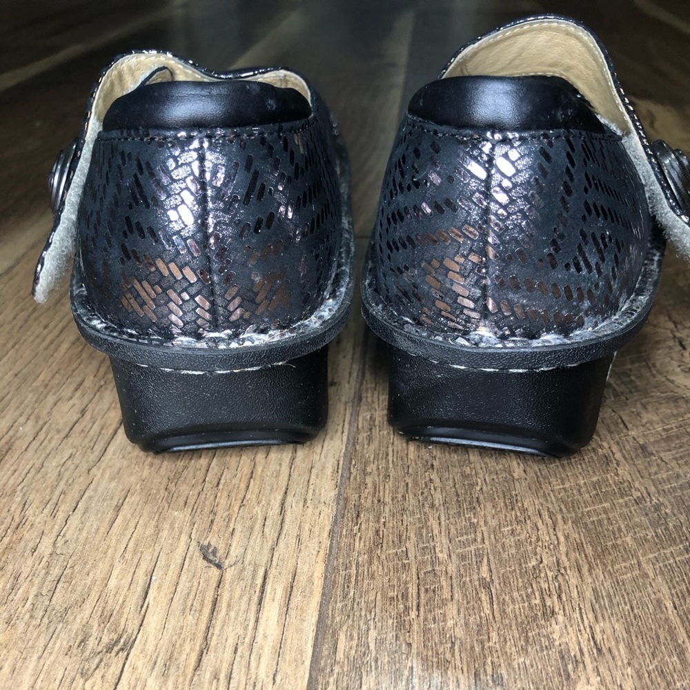 Alegria Metallic Snake Print Platform Mary Jane Size 37 US 6.5 - Picture 8 of 9
